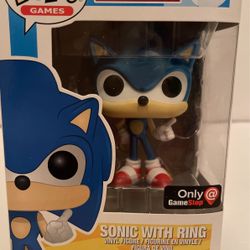 Funko POP!  Sonic The Hedgehog With Ring New