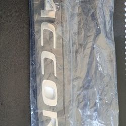 2018-2022 HONDA ACCORD EMBLEM NEW OEM 75722-TVA-A01