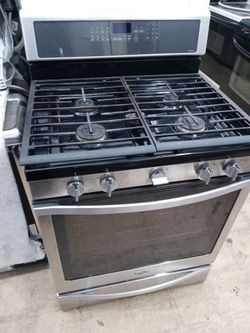 Whirlpool GoldSeries stainless steel 5-burner gas stove - Free delivery
