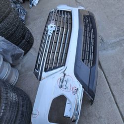 Chevrolet Traverse  Front Bumper  Grille  Lower  Valance  22 To 24