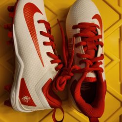 Brand New NIKE ALPHA HUARACHE FOOTBALL CLEATS WHITE RED Youth Kids Size 1