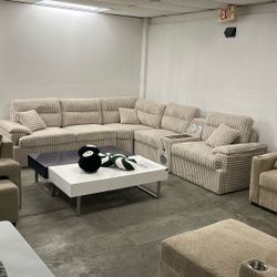 Black Friday Sale! Beige 6-PC Sectional With Bluetooth Speakers And Wireless Charger