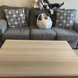 Sofa And Table 