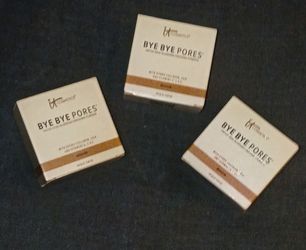 "It" Bye Bye Pores Medium Finishing Powder