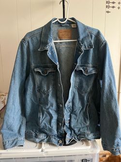 Levi Strauss Signature men’s trucker jacket - Size L/G