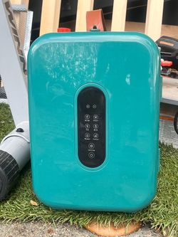 Mini portable refrigerator