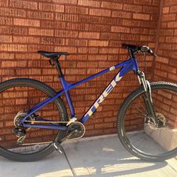Trek Marlin 4 