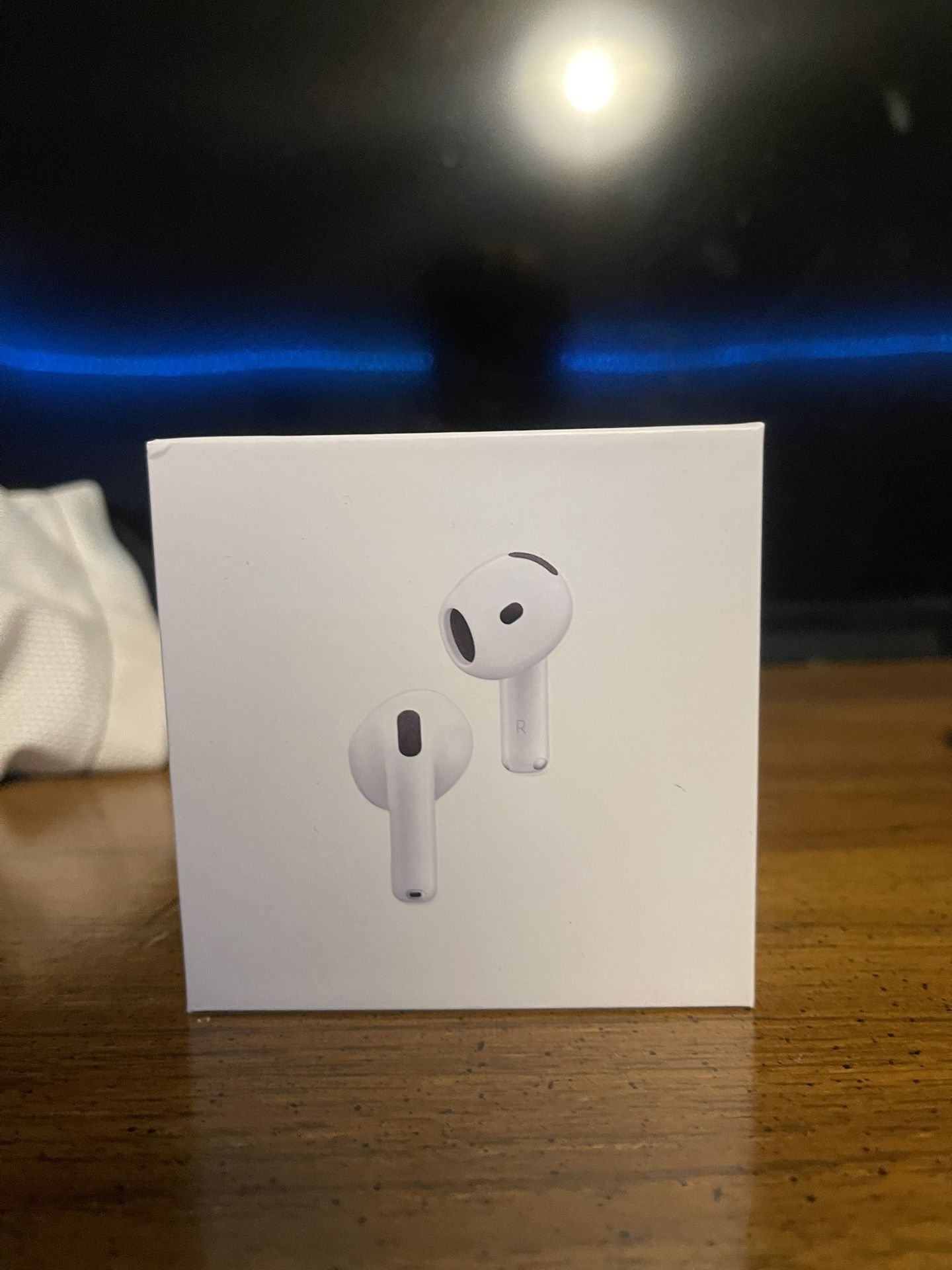 AirPods 4