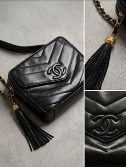 AUTHENTIC Vintage Chanel Black Chevron Leather Tassel Camera Bag (3-Series)