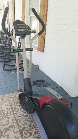 Reflex step custom fit elliptical hotsell