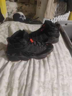6 rings Jordan Black and Red   size 12