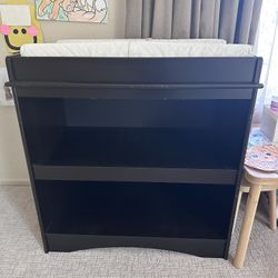 Diaper Changing Station With Pad 
