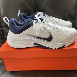 Nike Defy All Day Shoes
