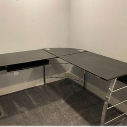 Corner Desk