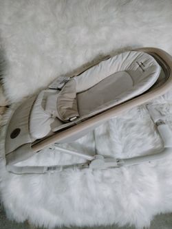Maxi-Cosi Kori 2-In-1 Rocker (Brand New)