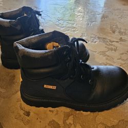 DeWalt Steel Toe Boots