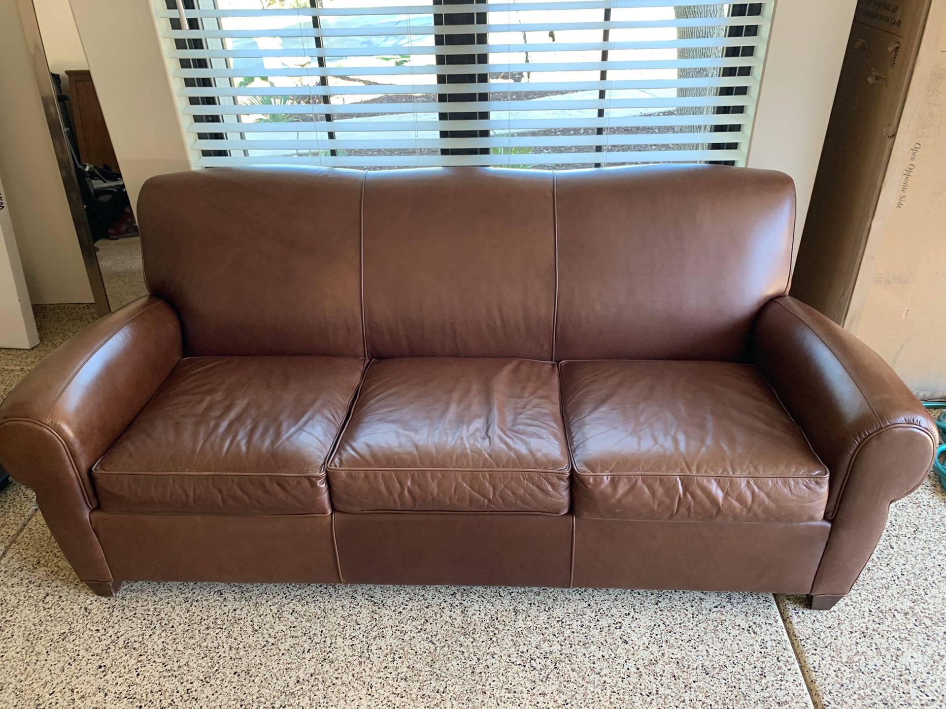 Pottery Barn ”Manhattan” leather sofa for Sale in Orlando, FL OfferUp