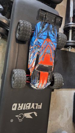 Traxxas E Revo 1/16