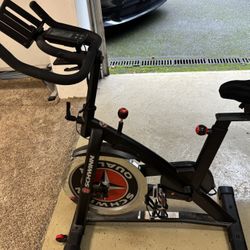 Schwinn IC3 Stationary Indoor Cycling Spin Bike