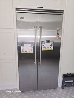 VIKING FRIDGE 2023