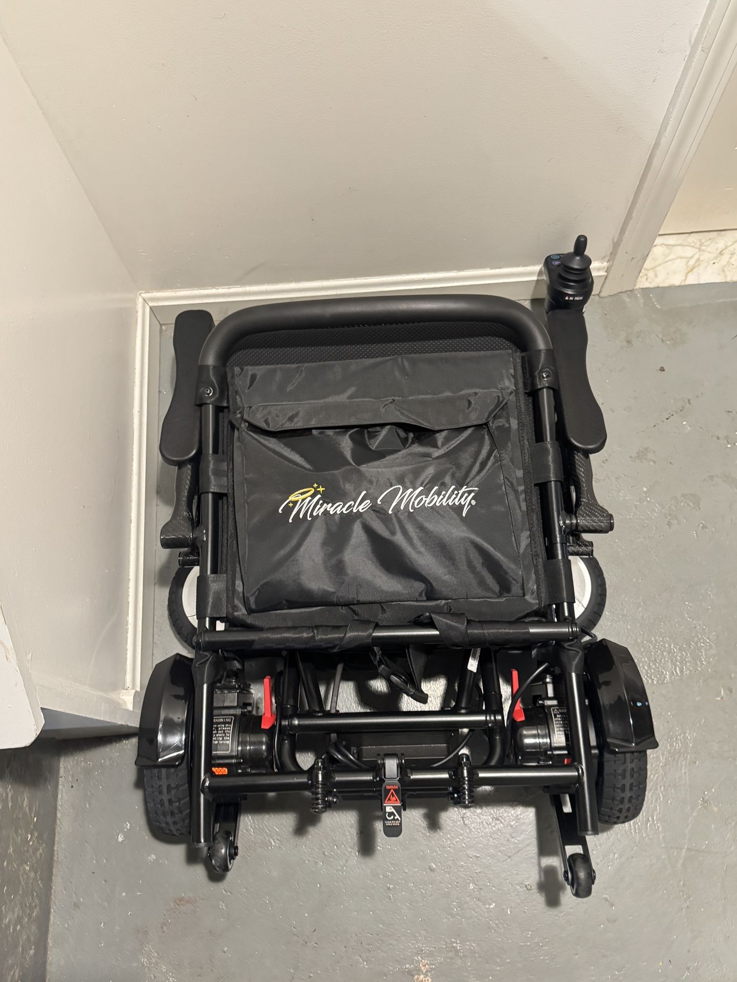 Miracle Mobility Palladium 8500 Wheelchair