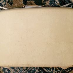 2 Samsonite Suitcases