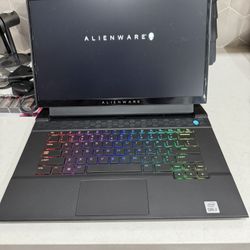 Alienware 16 Aurora Gaming Laptop - w/ Windows 11 OS & Intel Core - NVIDIA GeForce RTX 5050