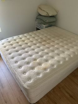 $20 OBO Queen Mattress and Box Spring (10 years old)