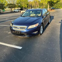 2011 Ford Taurus