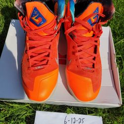 Size 14 Nike