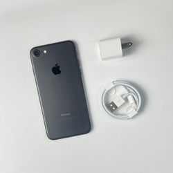 Apple iPhone 7 Unlocked 