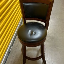 2 Bar Stools With Table 