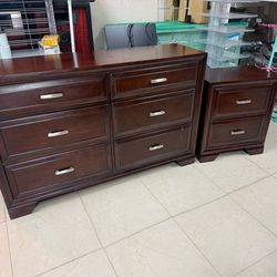 Dresser set