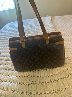 LOUIS VUITTON Batignolles