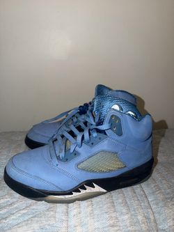 Jordan Retro 5 UNC Size 9 men