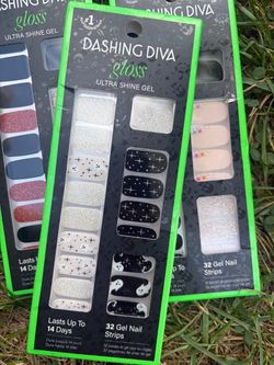 Diva Gloss Nail Strips / Long lasting