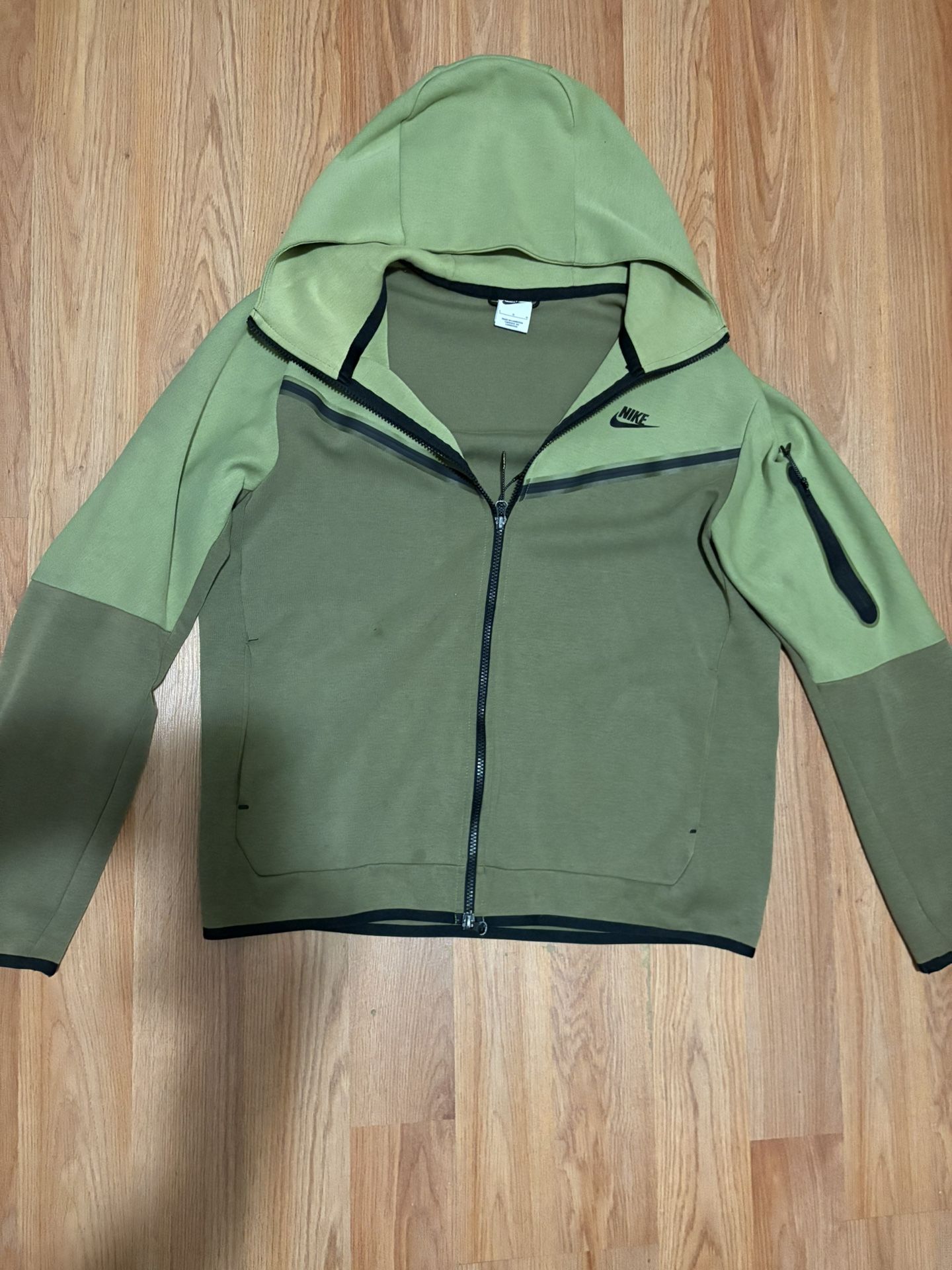 green nike tech old gen hoodie