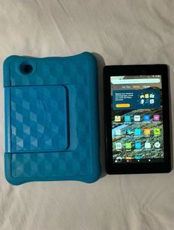 7”inch Amazon Fire 7 Tablet, WiFi (9th Generation) 16GB. Comes With a Case.