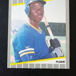 ROOKIE Ken Griffey Jr Fleer Rookie Baseball card beautifully centered sharp corners. Correct birthplace is Donora, Pennsylvania Hometown where he grew