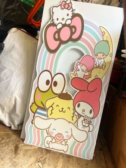 Hello kitty friends prop