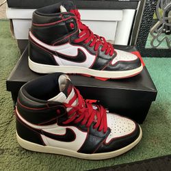 Air Jordan 1 “Bloodline” – Size 10