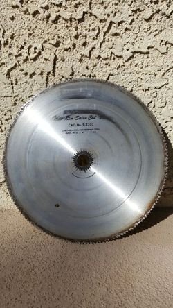 Sears Craftsman 8" Thin Rim Satin Cut Saw Blade w/ 5/8" Arbor Hole.