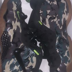 $250 * NEGOTIABLE + TRADES * 