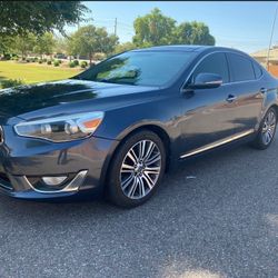 2014 KIA Cadenza