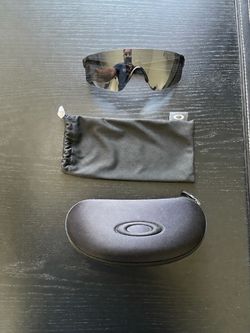 Oakley Prizm Black Lenses,  Matte Black Frame  Sunglasses with Case and Bag