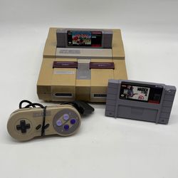 Super Nintendo Entertainment System SNES Console Bundle SNS-001 