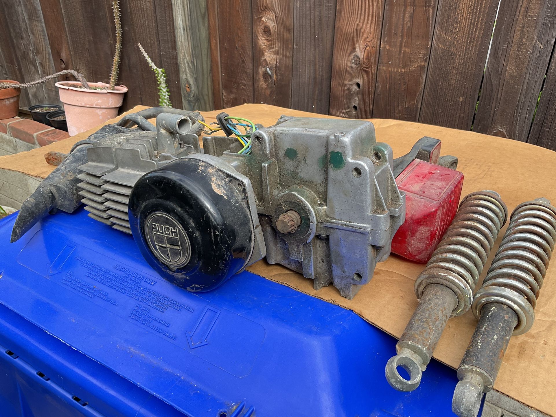 Puch Maxi E50 Motor And Parts