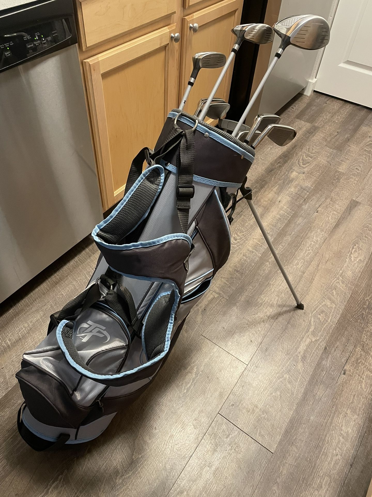 Women’s Top Flite XL 12 Piece Golf Clubs
