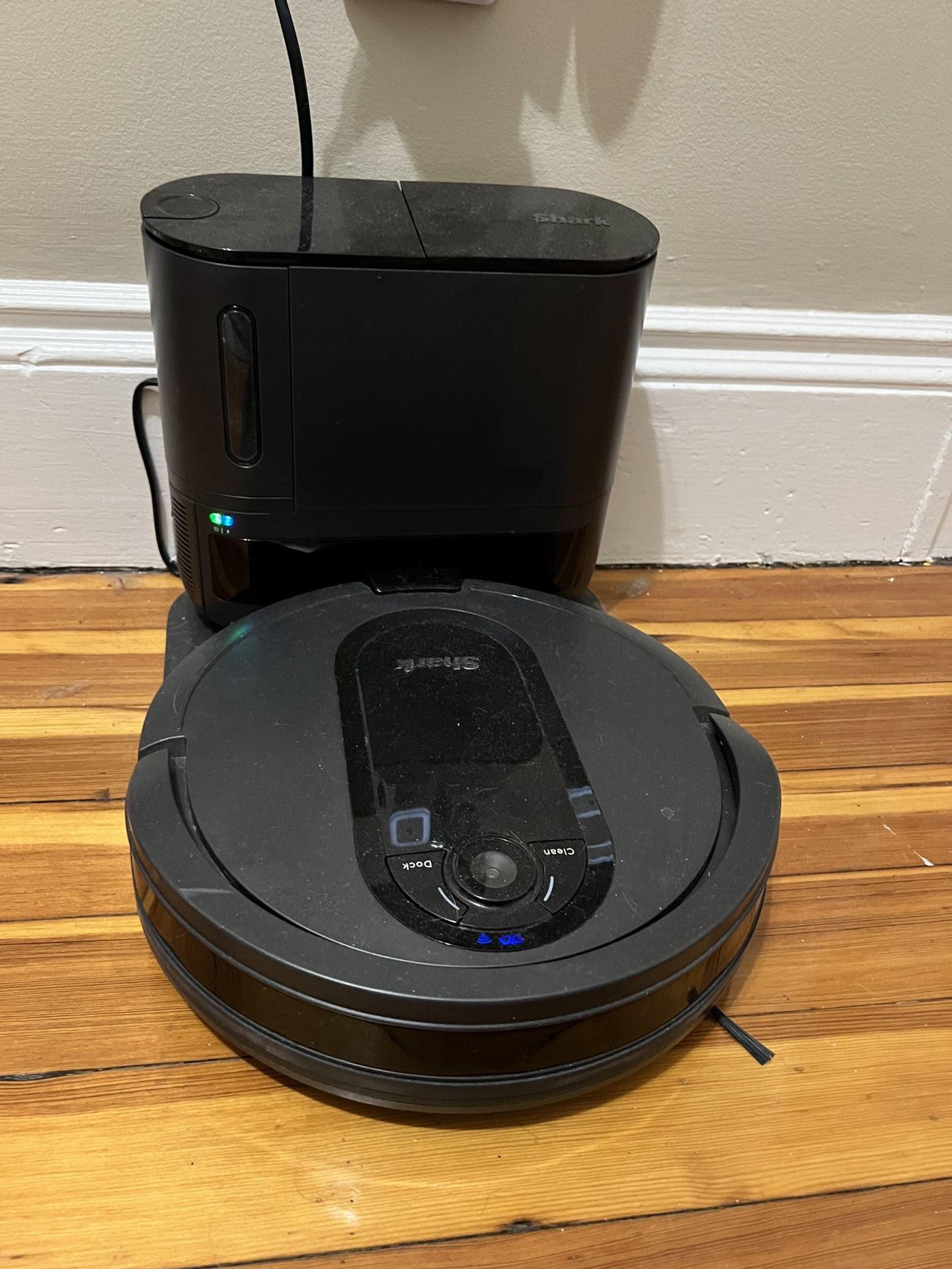 Shark Robotic Vacuum 