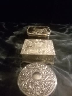 OLDER JEWELRY BOXES NICE!